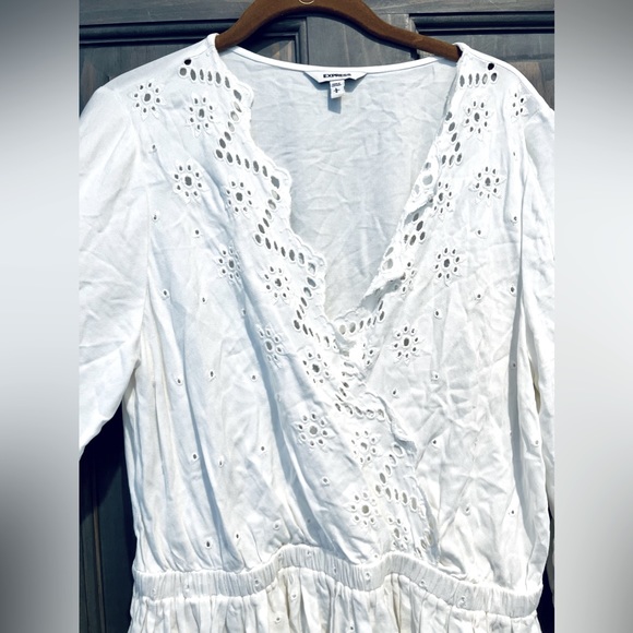 Express peplum top - Picture 2 of 4